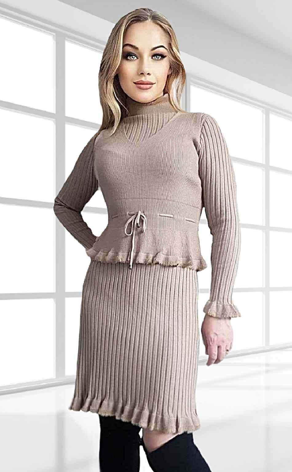 Женские костюмы с юбкой - купить в интернет-магазине «ZARINA» | Скидки от 10%